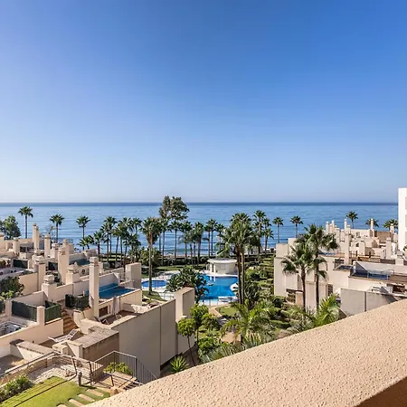 Apartment East Maewest Estepona